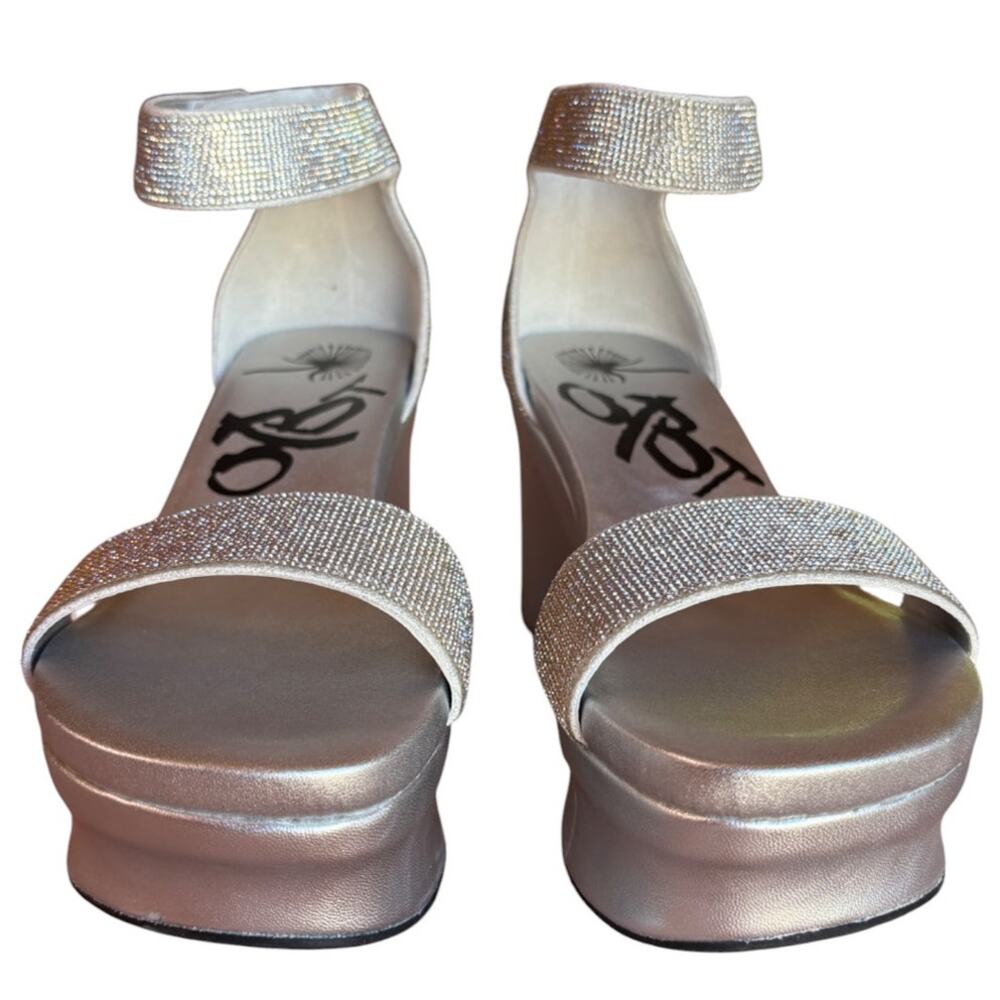 OTBT Status Wedge Rhinestone Covered Metallic Silver Platform Sandals size 9.5 - Picture 4 of 16